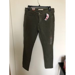 Levi mid-rise skinny